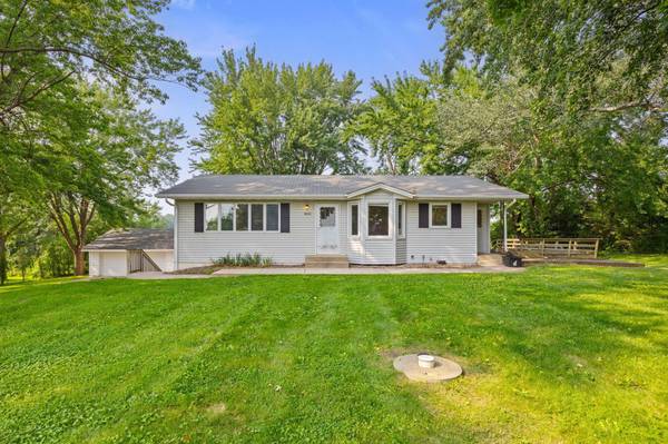 800 Arboretum BLVD, Victoria, MN 55386