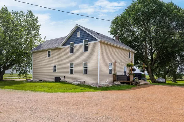 Gaylord, MN 55334,44124 330th ST