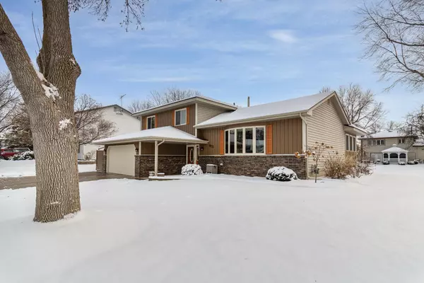 8833 Bass Creek AVE N, Brooklyn Park, MN 55428