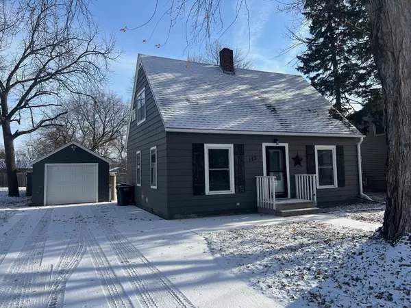 113 Milkyway ST N,  Cosmos,  MN 56228