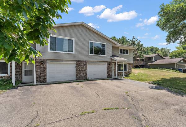 7342 Rosewood LN N, Maple Grove, MN 55369