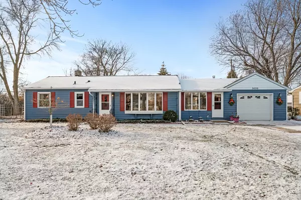 3699 Howard AVE, White Bear Lake, MN 55110