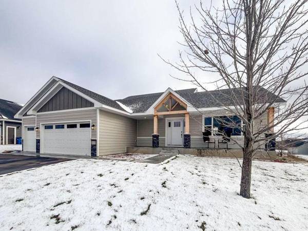 3173 Old Stone WAY NE, Sauk Rapids, MN 56379