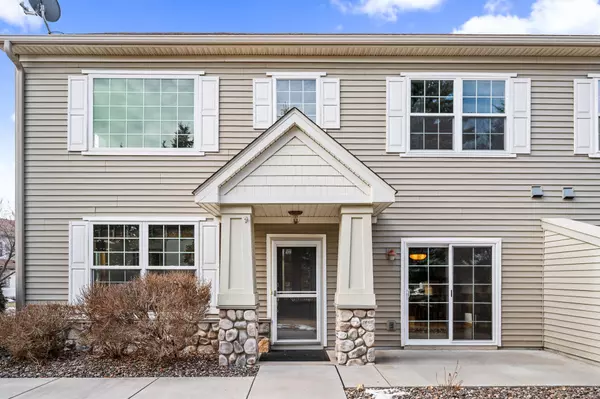 2012 Blue Sage LN E, Chanhassen, MN 55317