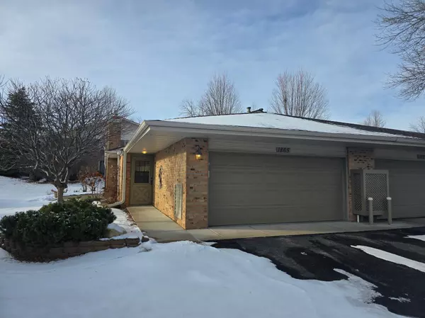 1865 Juneau LN N, Plymouth, MN 55447