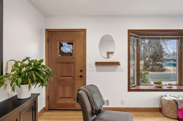 Bloomington, MN 55437,8332 Little RD
