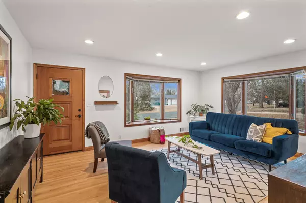 Bloomington, MN 55437,8332 Little RD