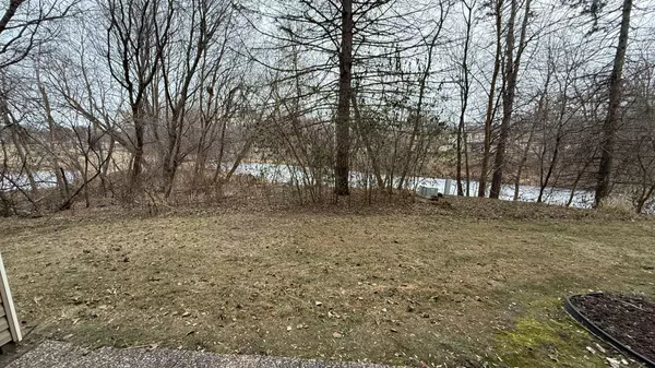 Golden Valley, MN 55427,2424 Mendelssohn LN N #7