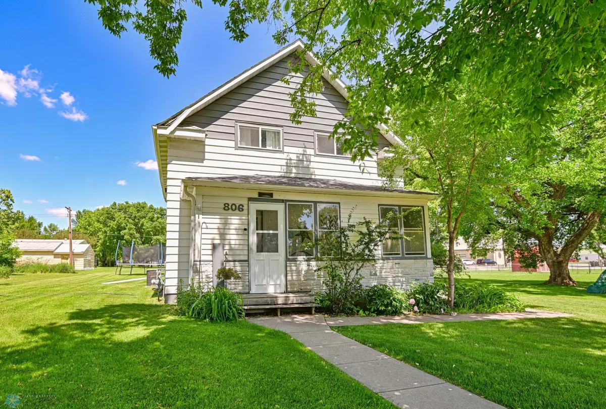 Portland, ND 58274,806 8th ST