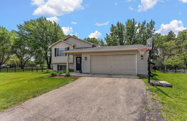 Carver, MN 55315,755 Kirche Hill DR