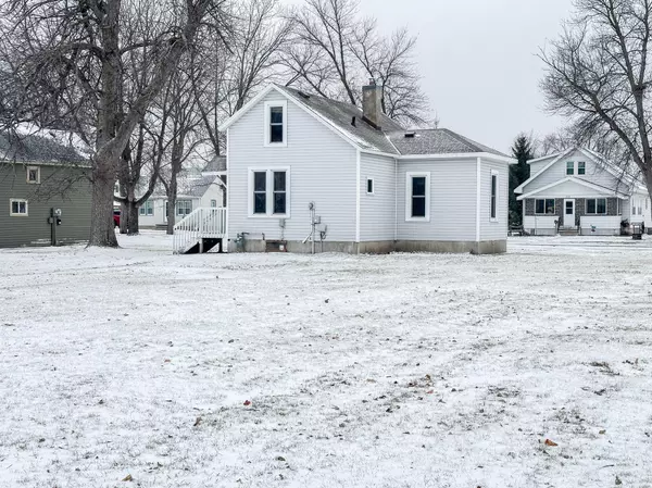 Benson, MN 56215,212 17th ST N