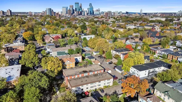 Minneapolis, MN 55408,2637 Pleasant AVE