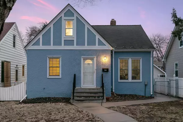 Minneapolis, MN 55418,2639 Cleveland ST NE