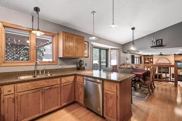 Burnsville, MN 55306,15629 Alpine CIR