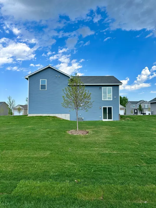 Waverly, MN 55390,409 Tanner DR