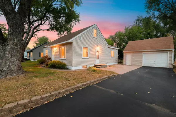 Crystal, MN 55428,5716 Elmhurst AVE