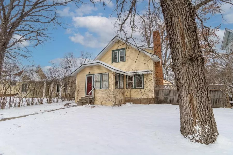 424 Wilson AVE SE, Saint Cloud, MN 56304