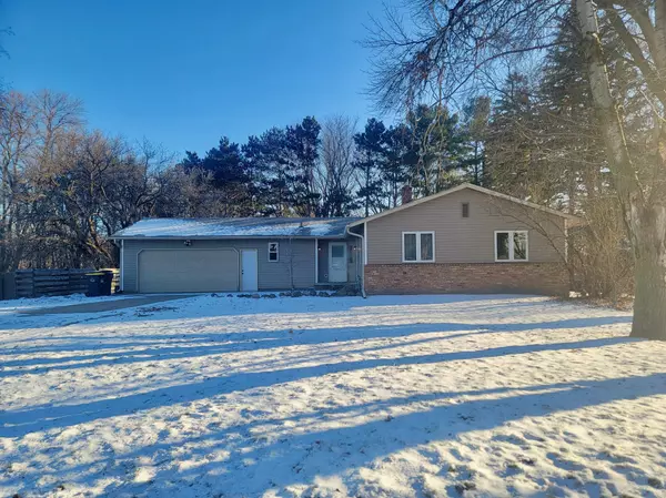 Lindstrom, MN 55045,30675 Montclair DR