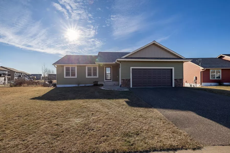 1839 Ponderosa LN, New Richmond, WI 54017