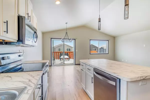 Horace, ND 58047,6717 70th AVE S