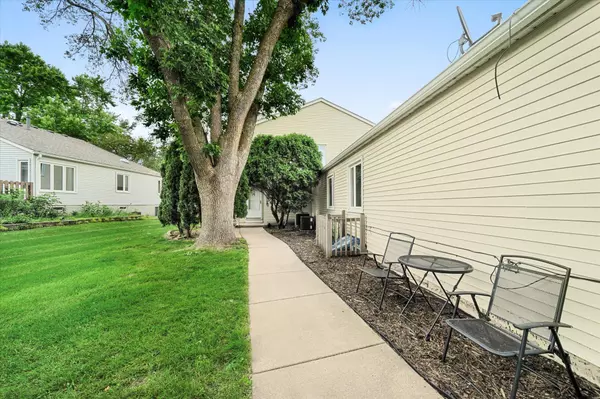 Bloomington, MN 55438,7356 Landau DR