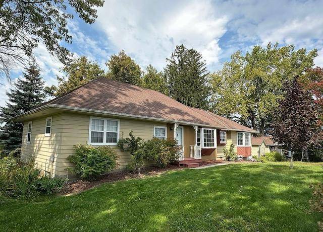 11089 Dove RD, Mabel, MN 55954