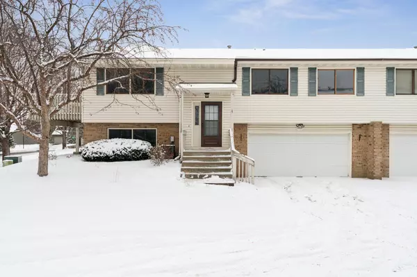 11828 Vintage ST NW, Coon Rapids, MN 55433