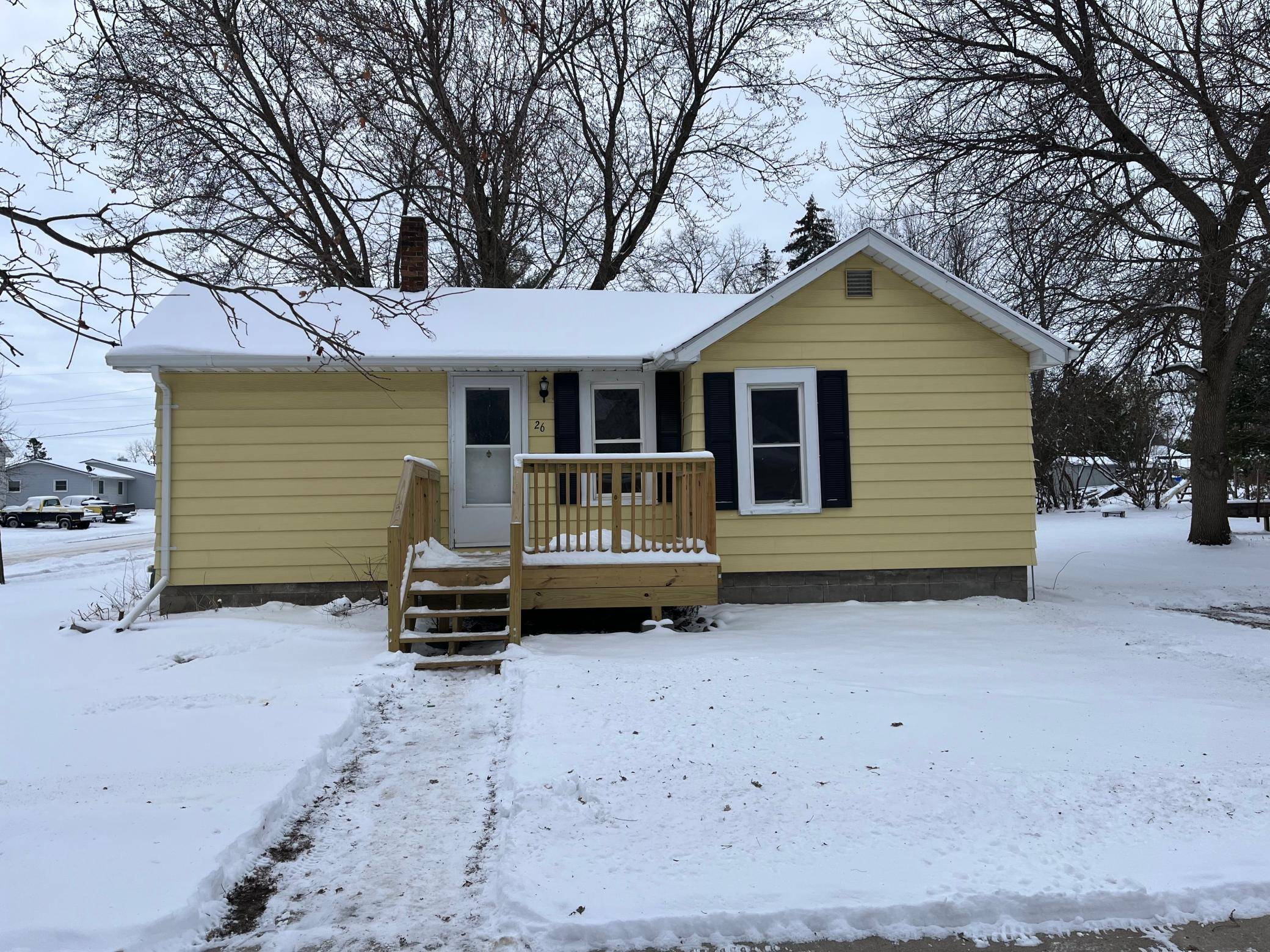 26 Main ST E, Morristown, MN 55052