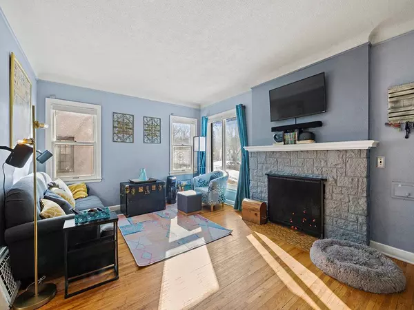 Minneapolis, MN 55417,5725 11th AVE S