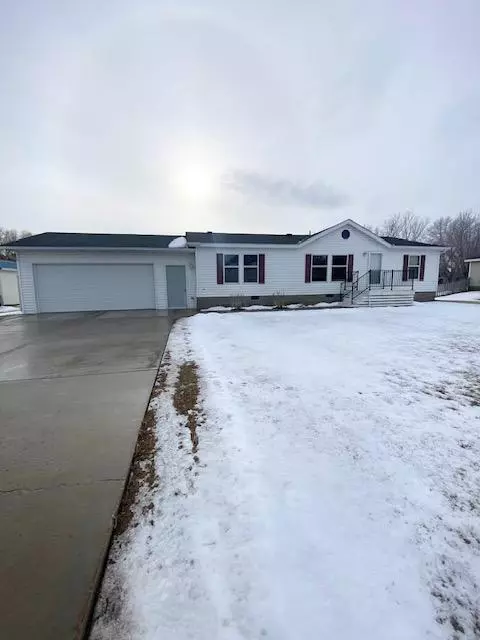 New York Mills, MN 56567,406 Mockingbird LN