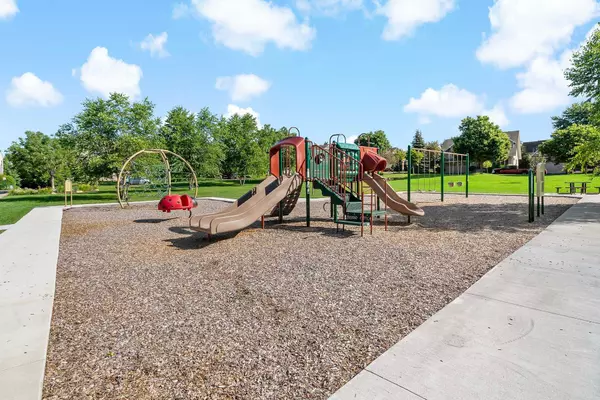 Chaska, MN 55318,1380 Romeo CT
