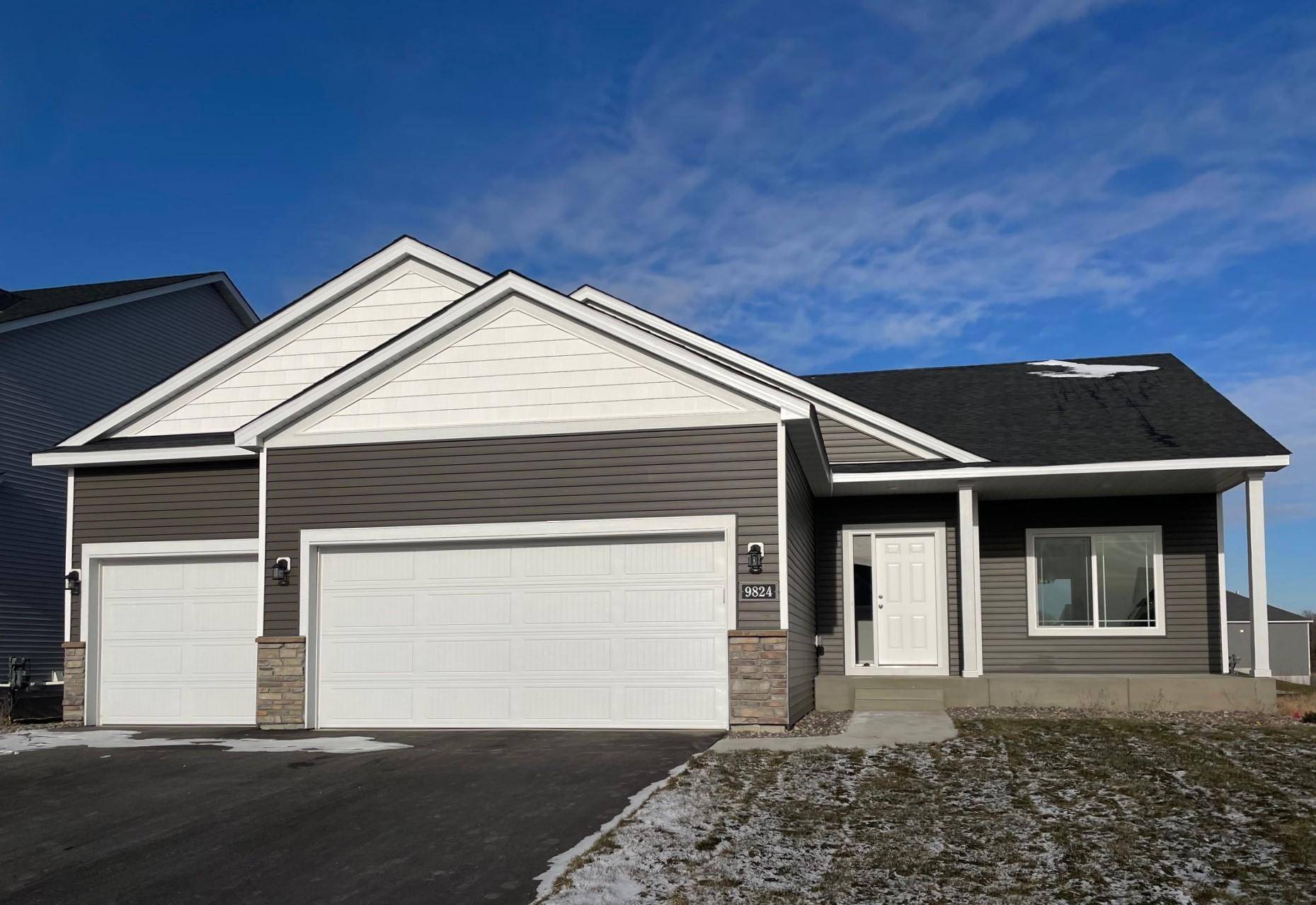 9824 32nd ST NE, Saint Michael, MN 55376