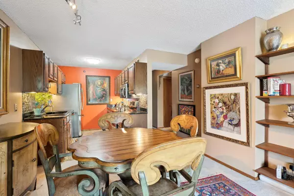 Minneapolis, MN 55403,1225 LaSalle AVE #501