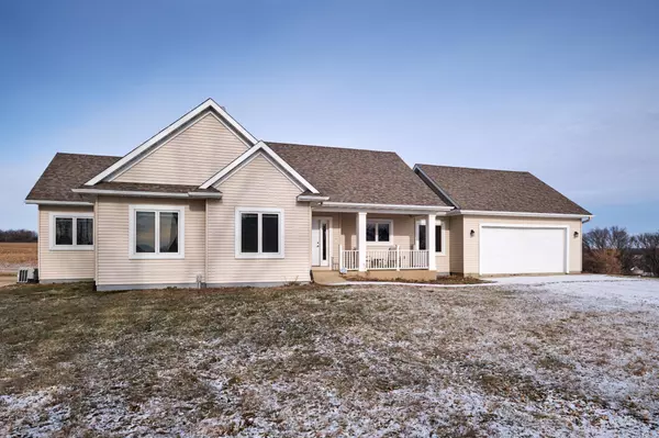 7541 County Road 117 SW, Byron, MN 55920