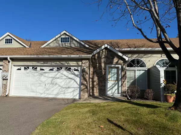 10733 Quince ST NW, Coon Rapids, MN 55433