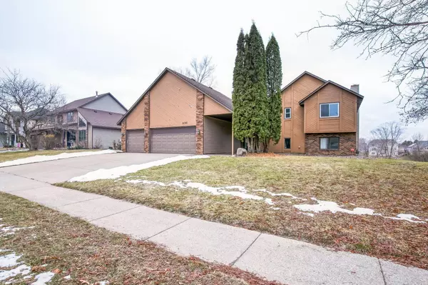 Apple Valley, MN 55124,15765 Garden View DR