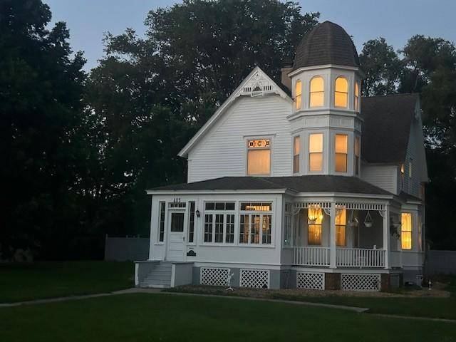 Litchfield, MN 55355,403 S Armstrong AVE