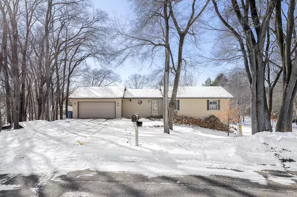 801 Line AVE NW, Elk River, MN 55330