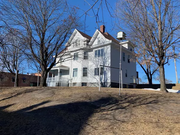 Cold Spring, MN 56320,302 Red River AVE N