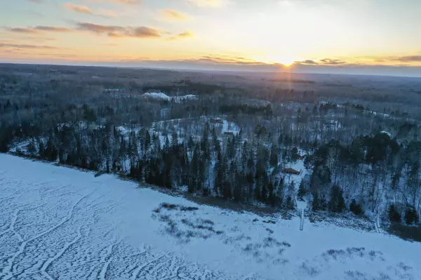 Lake George Twp, MN 56458,18605, 18599 Natures Edge DR