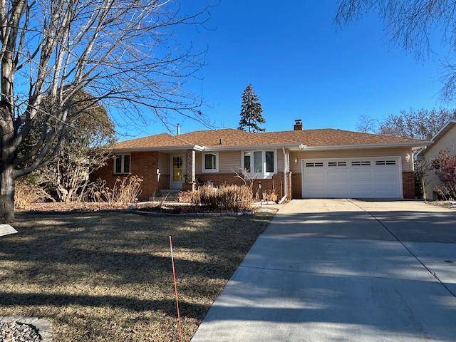 1255 Pike Lake DR, New Brighton, MN 55112