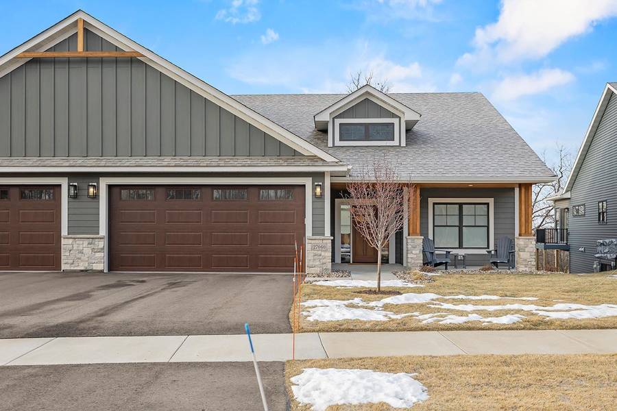 27150 Petes Hill TRL, Elko New Market, MN 55020