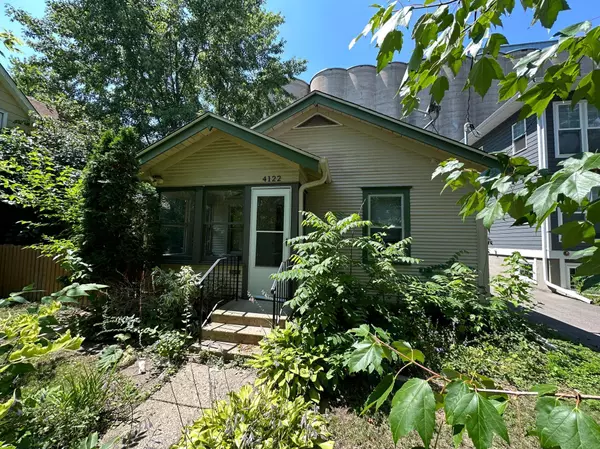 Minneapolis, MN 55406,4122 Cheatham AVE