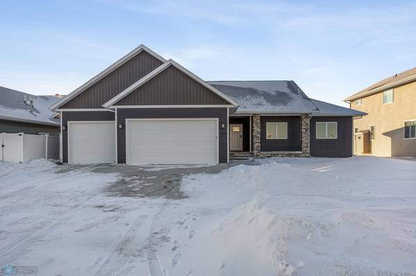 5536 37th AVE S,  Fargo,  ND 58104