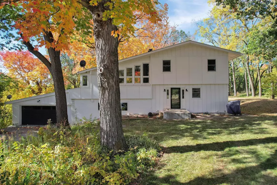 8315 Greenfield RD, Greenfield, MN 55357