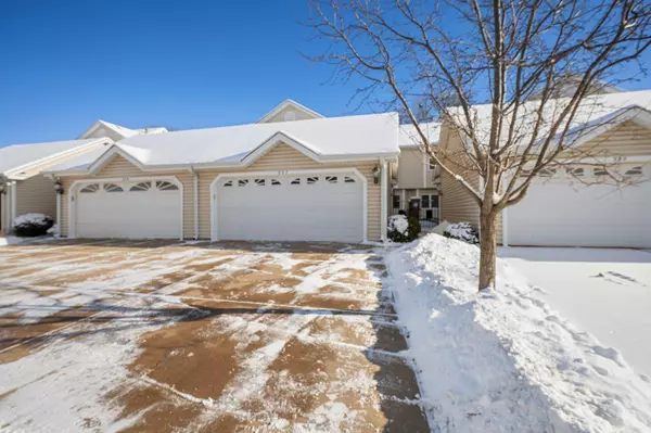 Shoreview, MN 55126,997 Hill CT