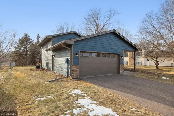 Shoreview, MN 55126,1532 Pinewood DR