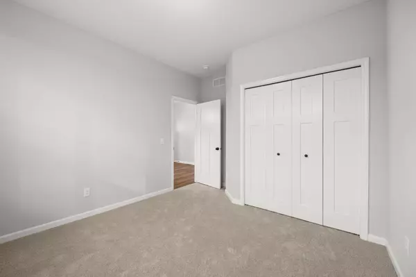 Minnetrista, MN 55331,4581 Lotus DR