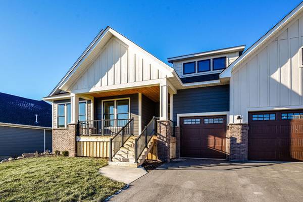 8500 Hillpointe LN, Victoria, MN 55386