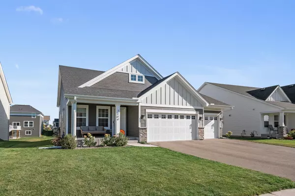 7304 Crane DR, Lino Lakes, MN 55038